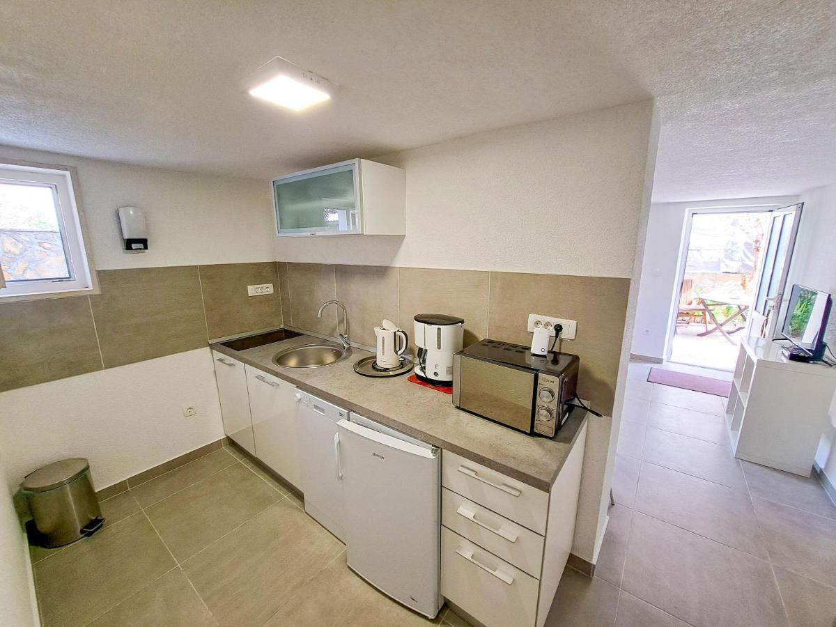 Apartments Ivanka Супетар Экстерьер фото